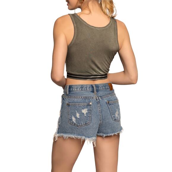NWT POL Women's High Rise Destructed Frayed Hem Denim Shorts - Picture 3 of 9